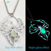 Halloween Creative Stereo Luminous Spider Necklace Glowing Night Fluorescence Antique Vintage Glow In The Dark For Men Women Gift Party Halloween Day Club