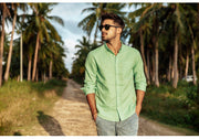 Long-sleeved cotton and linen shirts for men